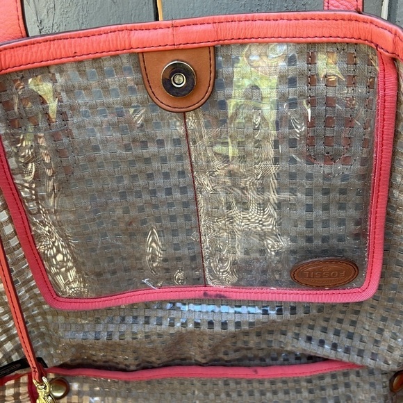 Fossil Summer Bag Perfect for the Beach or Pool - Picture 11 of 12